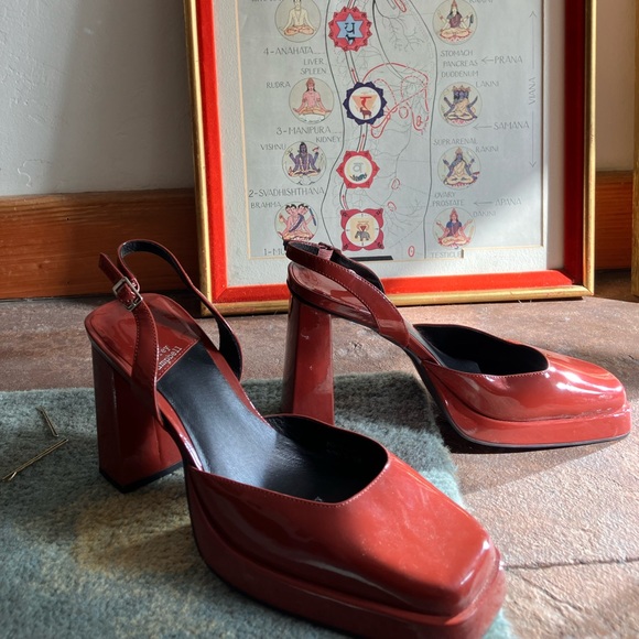 Jeffrey Campbell Puff-Pass Mary Jane Platform Heels - Picture 3 of 7